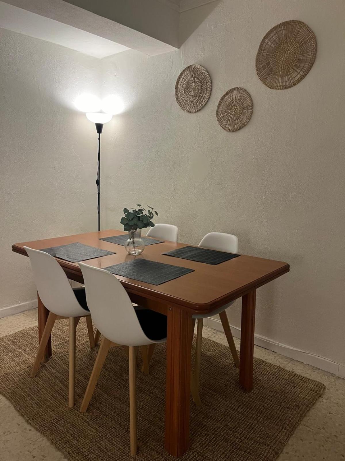 Cozy Apartment Next To Center Seville Luaran gambar